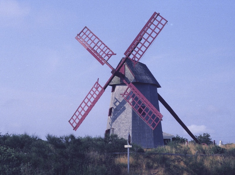 204-37 19900700 Nantucke Windmillt.jpg